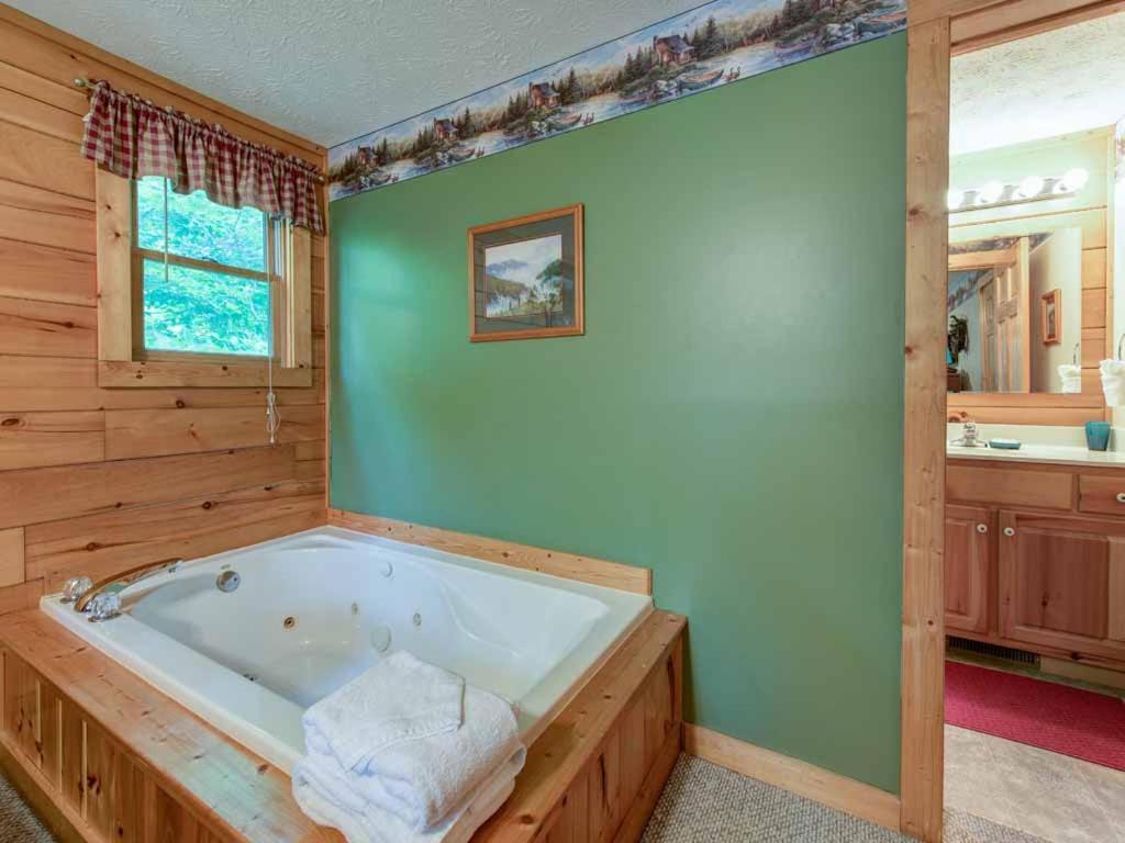 Cubs Cove Villa Gatlinburg Eksteriør bilde