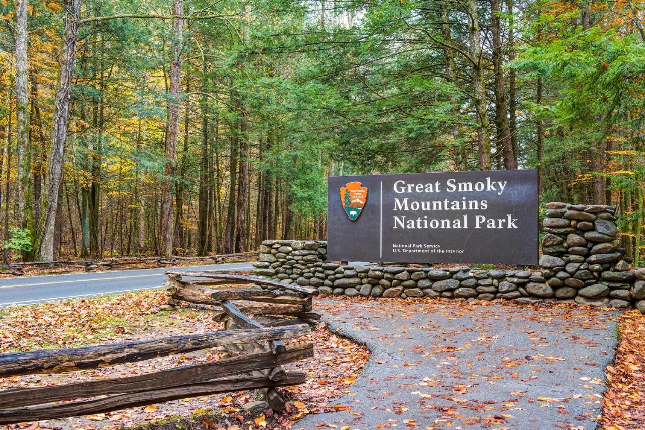 Cubs Cove Villa Gatlinburg Eksteriør bilde
